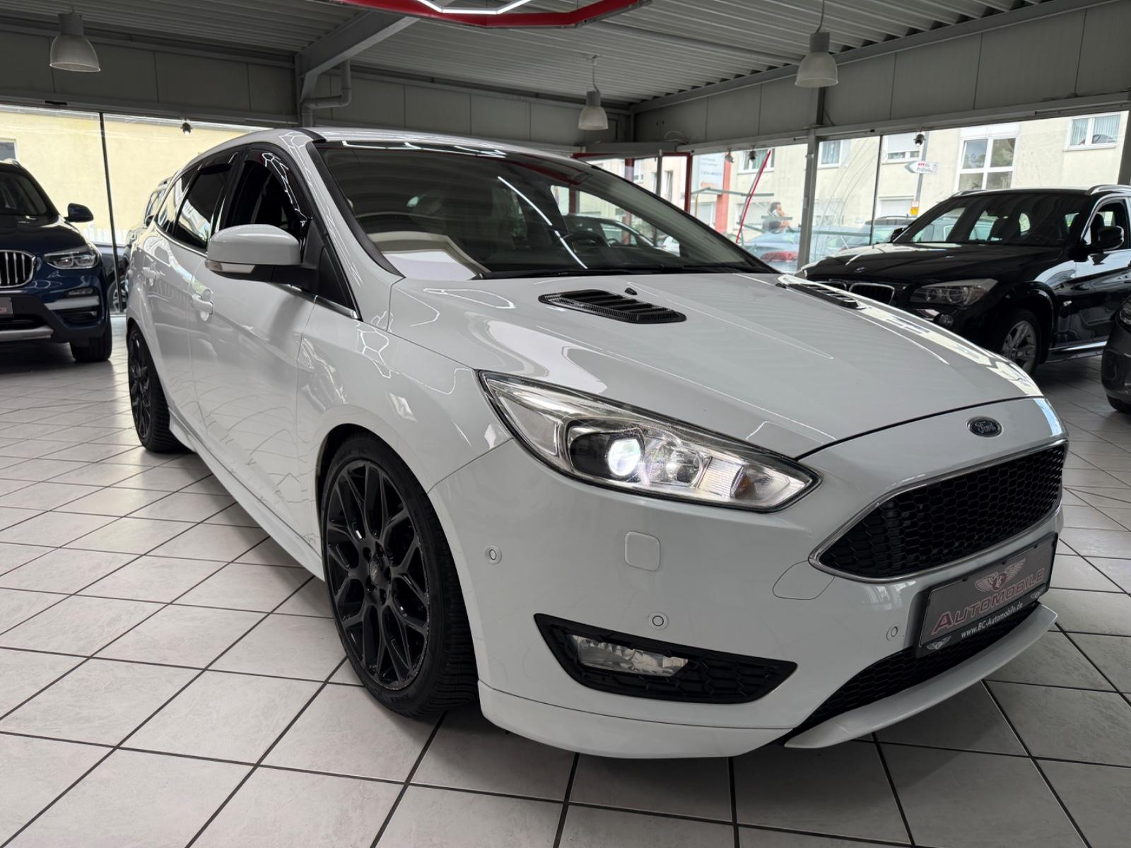 Ford Focus Turnier ST Titanium XENON KAMERA