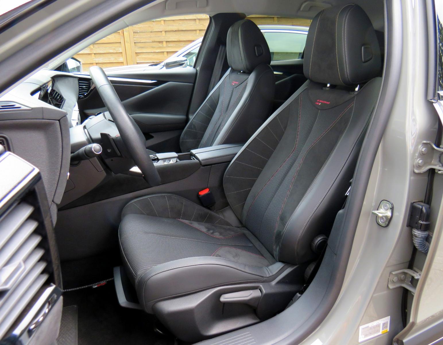 DS Automobiles DS4 Performance Line // Shz, ACC, DAB