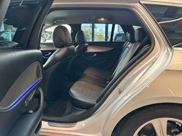 MYAUTOCENTER – Gebraucht- und Jahreswagen mit Werkstattservice in Pfaffenhofen Mercedes-Benz E 220 *AVANTGARDE*ACC*TotWinkel*SpurHT*2-ZONEN*
