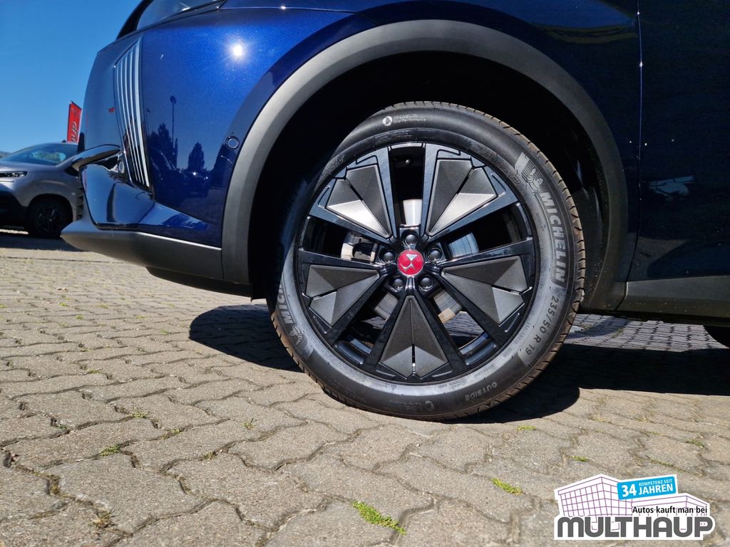 DS Automobiles DS7 (Crossback) — fotografia 2