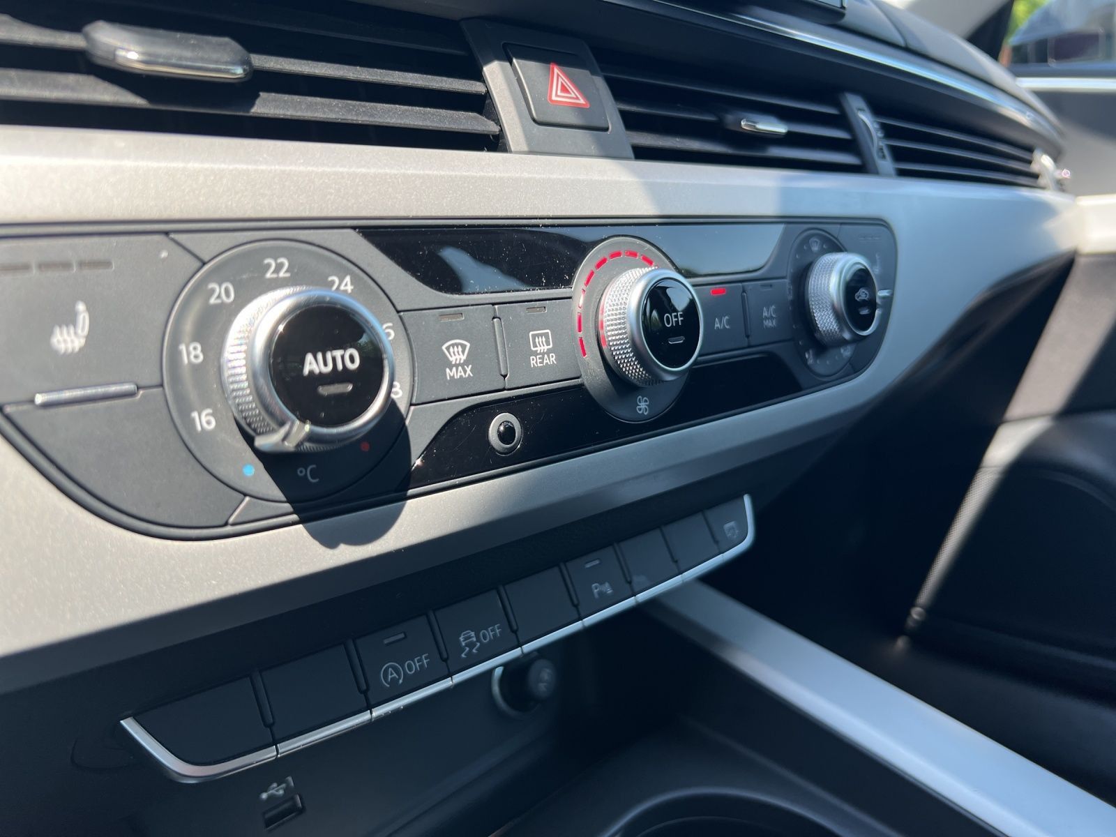 A4 Avant 2.0 TDI S-tronic*LED*AHK*ACC*Navi