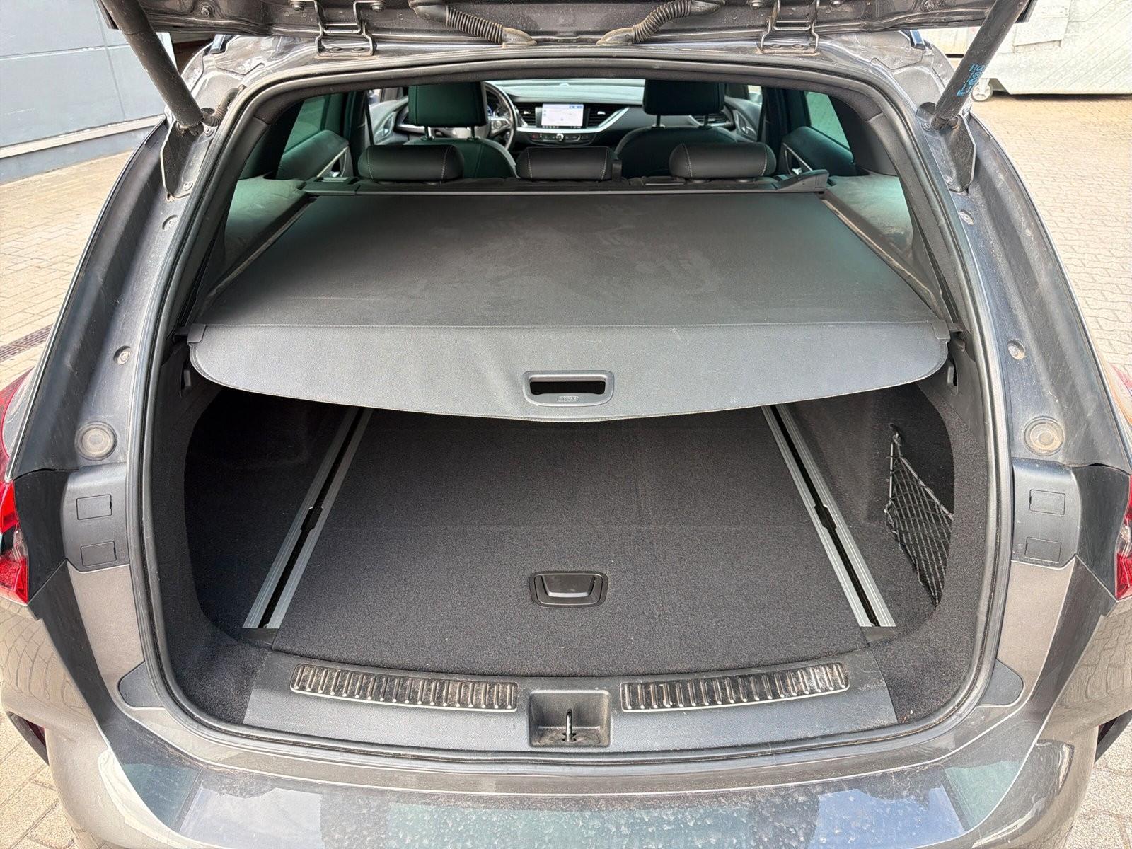 Opel Insignia B Sports Tourer GSi 4x4 NAVI/ILUX/ALCAN