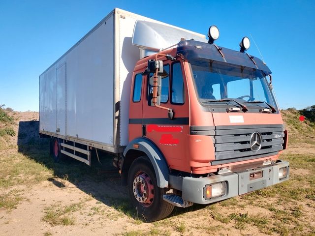 Mercedes-Benz SK 1824 Koffer