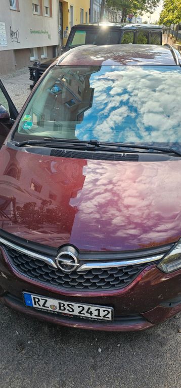 Image of Opel Zafira Tourer