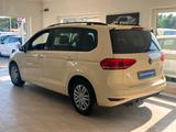 Volkswagen Touran 2.0 TDI TAXI DSG Kam. ParkAssist LED - Volkswagen Touran: Taxi