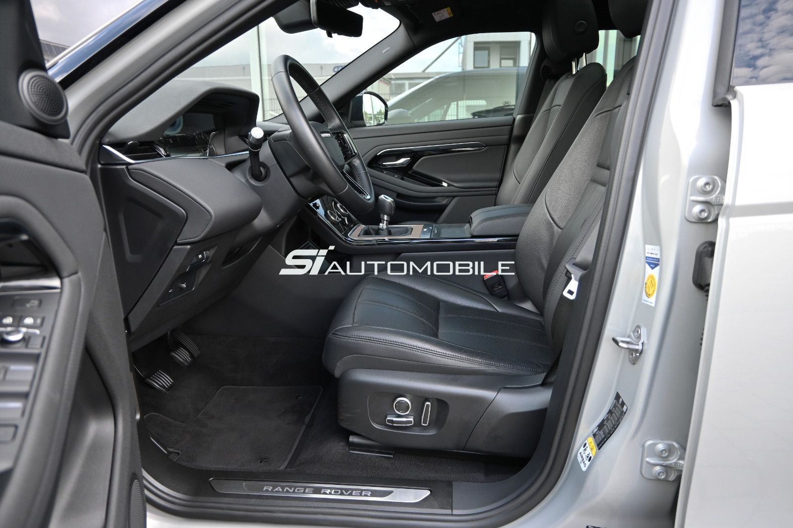 Fahrzeugabbildung Land Rover Range Rover Evoque D165 Nolita Edition °AHK°STHZ