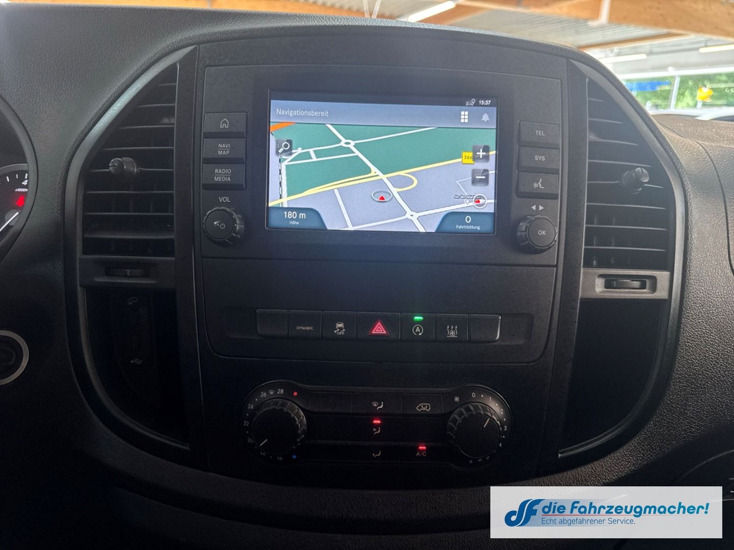 Fahrzeugabbildung Mercedes-Benz Vito Kasten 116 CDI 4x4 lang AHK Navi DAB *EXPOR