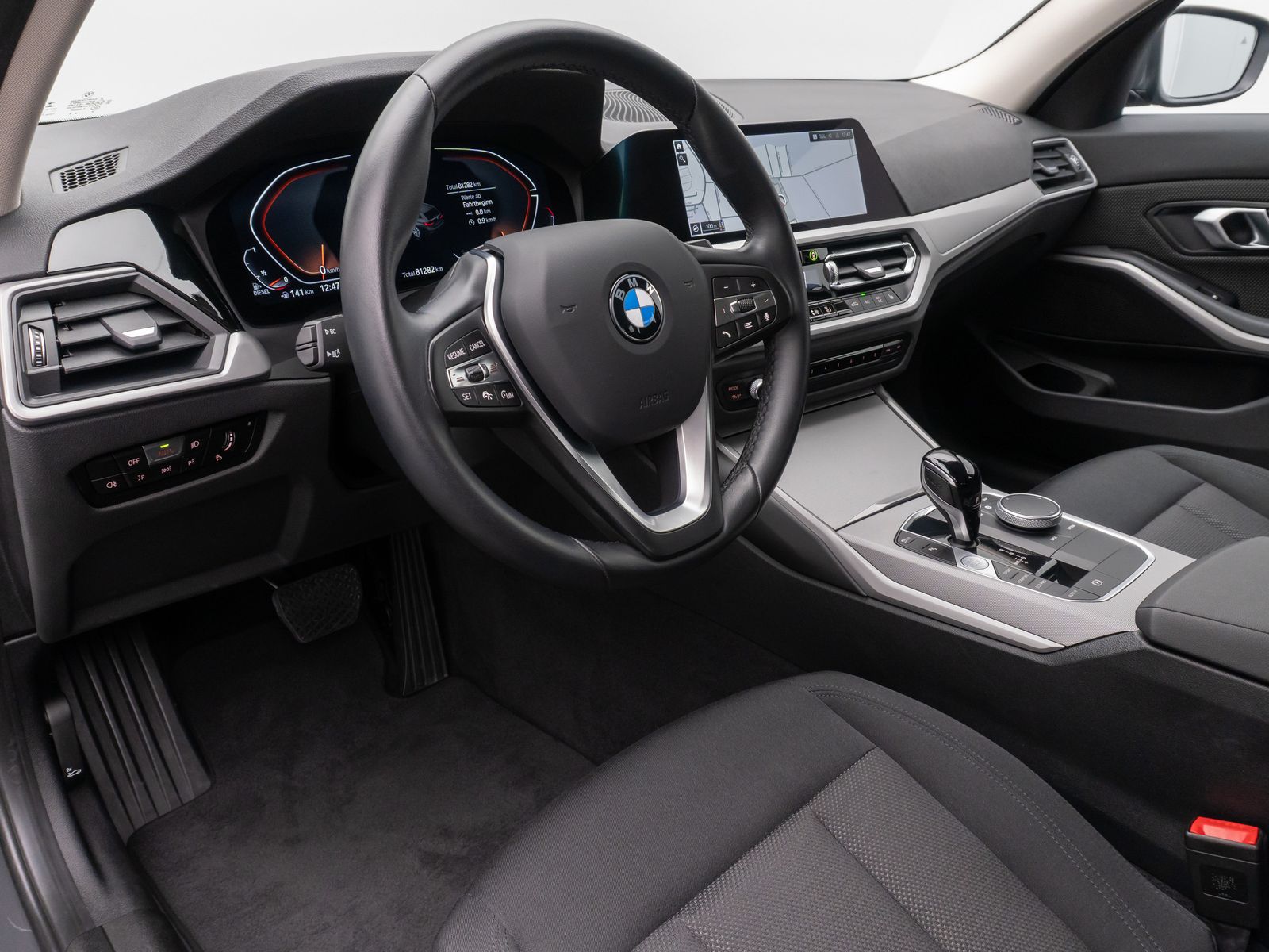 Fahrzeugabbildung BMW 320d Stop&Go Alarm DAB DriveAss AHK FernlichtAss