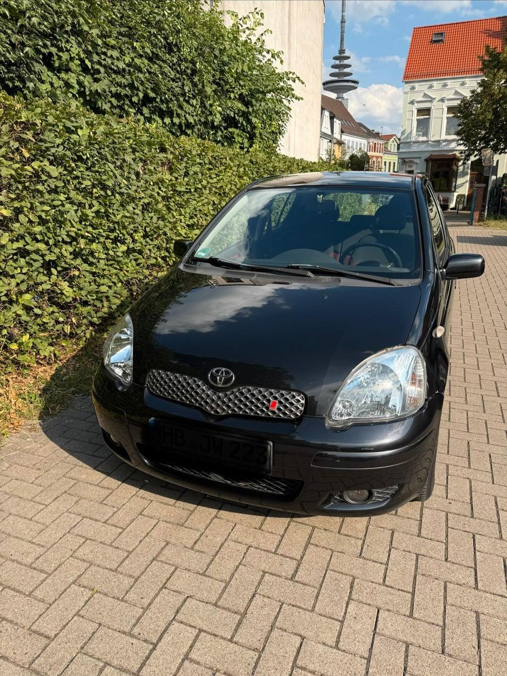 Toyota Yaris 1.3 VVT-i | TÜV NEU | 155 tkm...