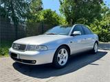 Audi A4 B5 Limo 1.9 TDI Silber - Audi A4 aus 2000: TDI