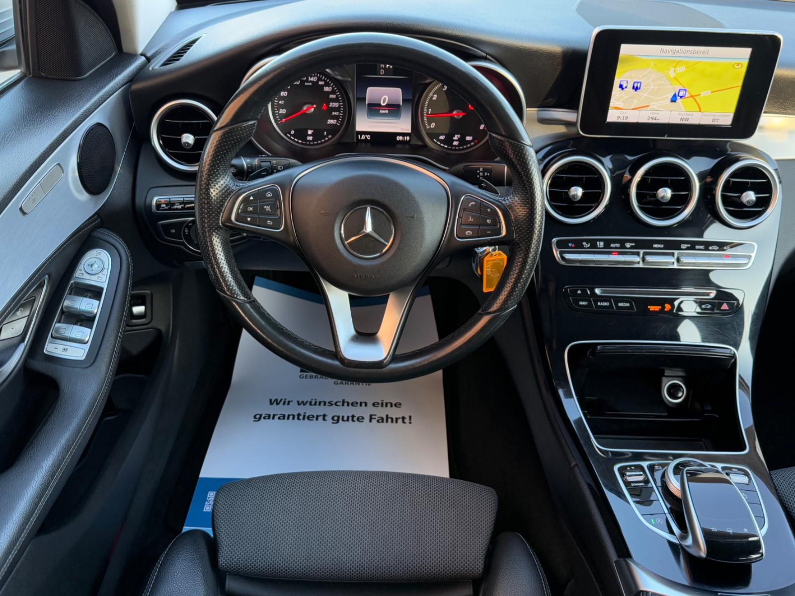 Mercedes-Benz C 180 T CGI *LED*NAVI*AHK*8FACH*TÜV NEU*SHZ*
