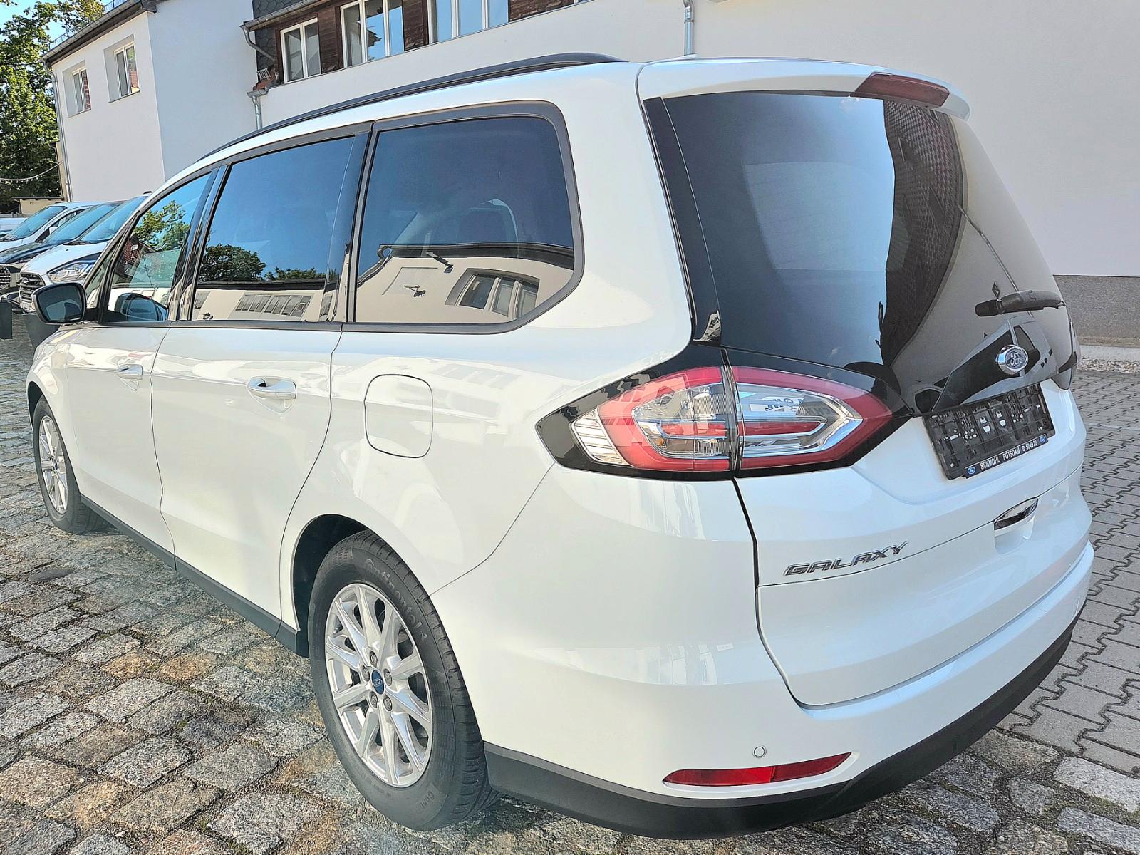 Ford Galaxy Trend Winterpaket Navi LED Kamera