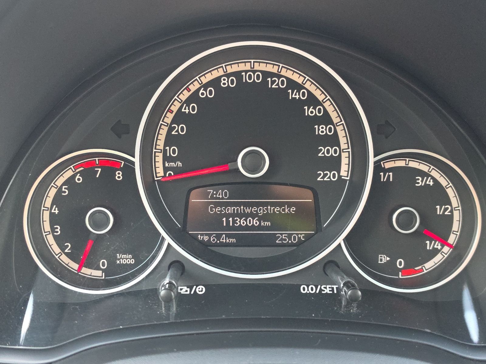 Fahrzeugabbildung Volkswagen up! join up! Start-Stopp Panorama-Dach