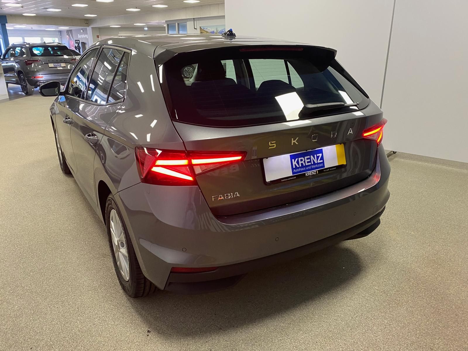 Fahrzeugabbildung SKODA Fabia Selection APP+KLIMA+RFK+PDC+SITZHEIZ+Andro