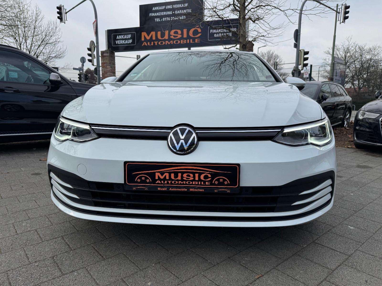 Volkswagen Golf VIII Lim. Life