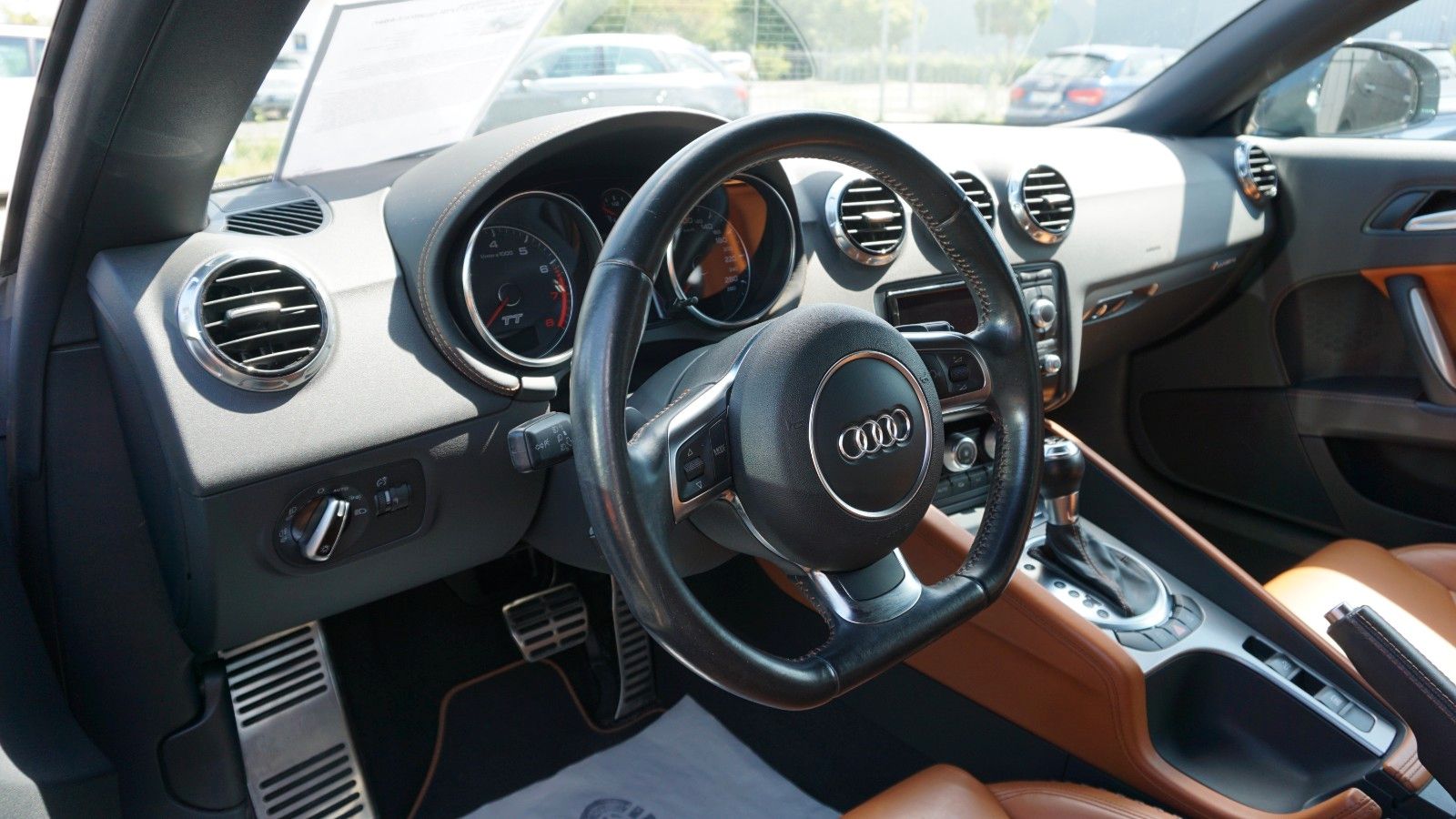 Fahrzeugabbildung Audi TT Roadster 2.0 TFSI quattro,Leder,Navi,Xenon,SH