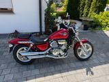Honda VF750C Magna - HONDA 750 MAGNA