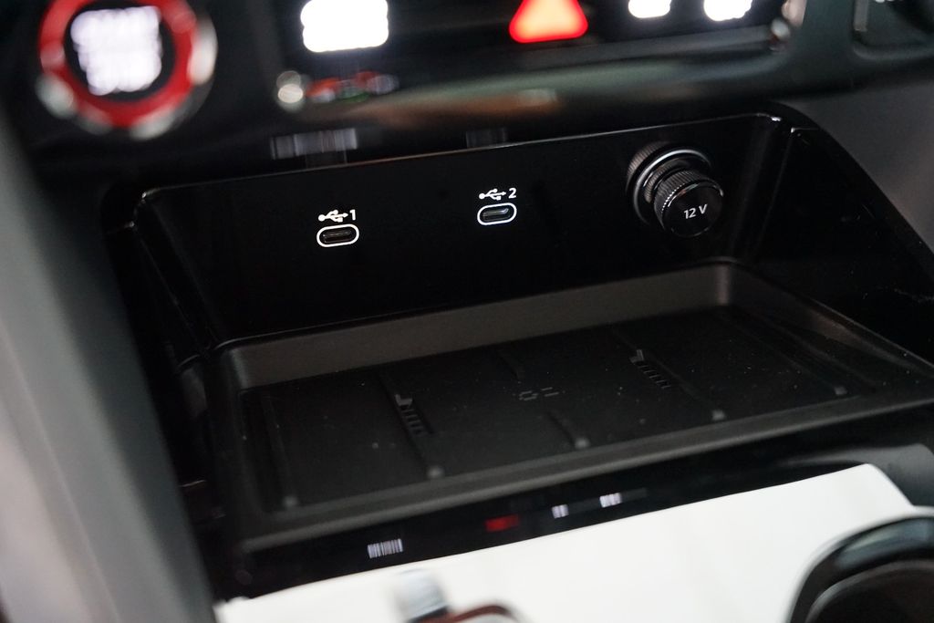 AUDI SQ5 Sportback TFSI | Pano | Carbon | Tech pro AUDI SQ5 Sportback TFSI | Pano | Carbon | Tech pro