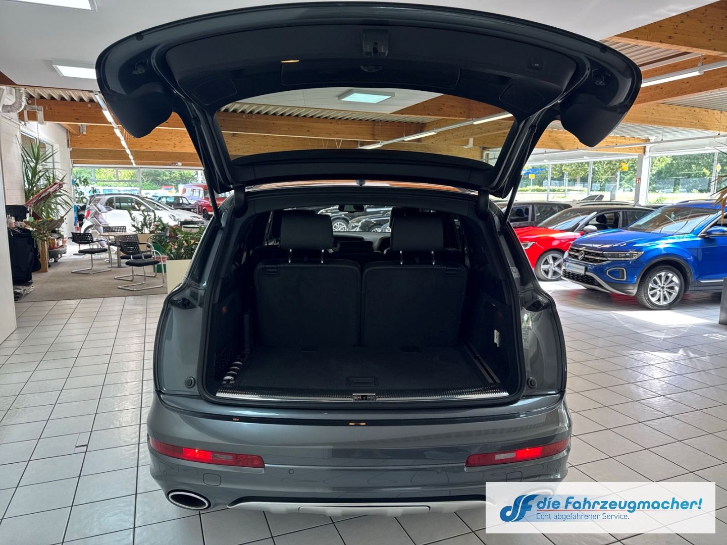 Fahrzeugabbildung Audi Q7 3.0 TDI quattro S line Plus Edition 7.Si.AHK