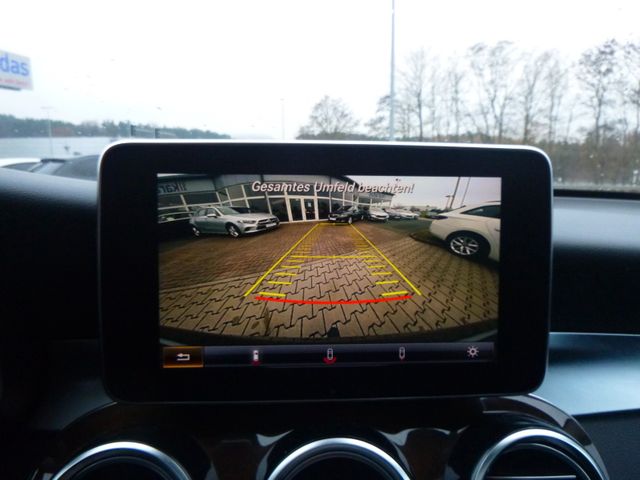 Fahrzeugabbildung Mercedes-Benz GLC 350 d Coupe AMG Line 4Matic>AUT/Allrad/Leder