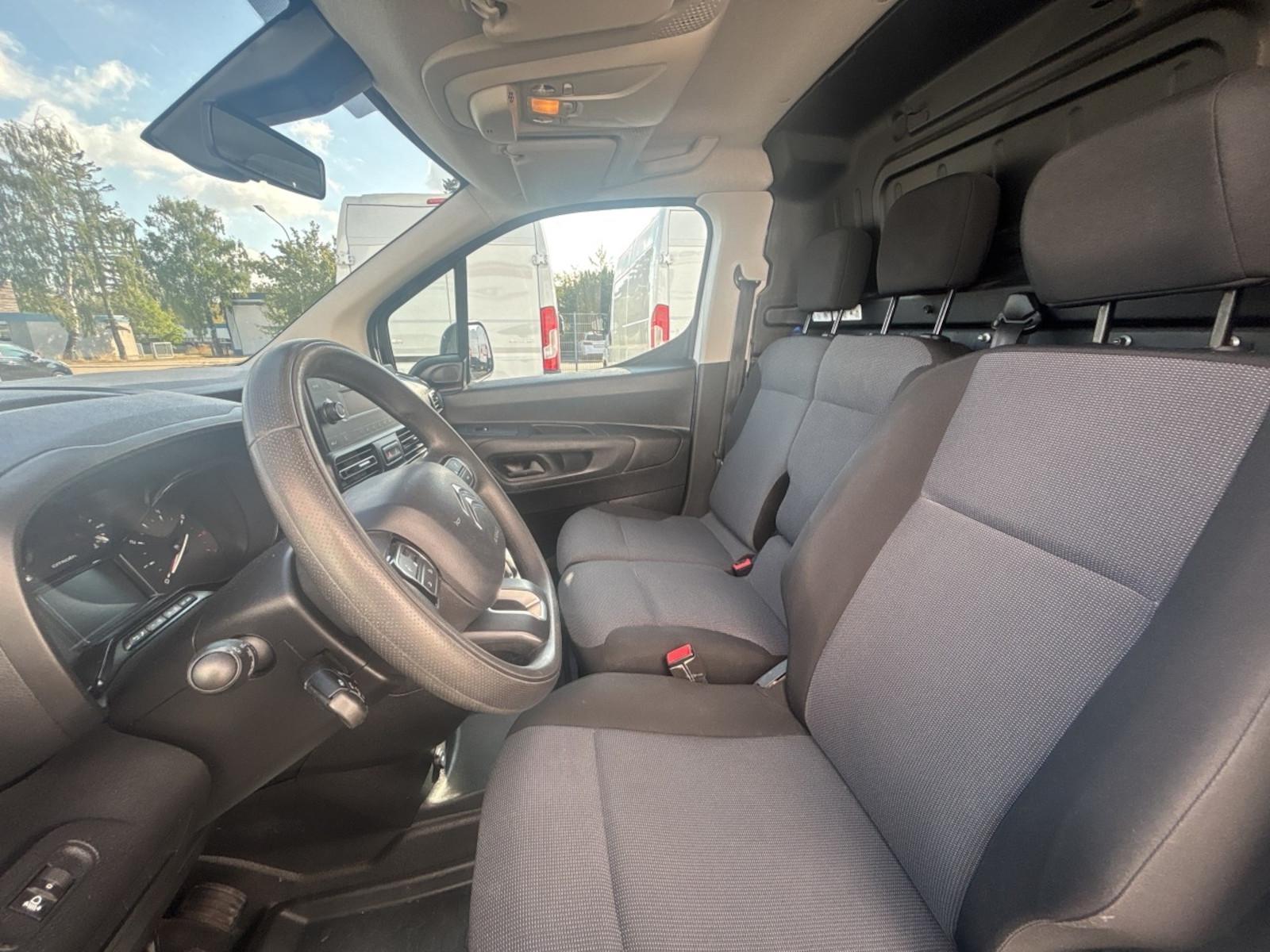 Citroën Berlingo Kasten L1 HDI 100 AHK Klima PDC Holzbod