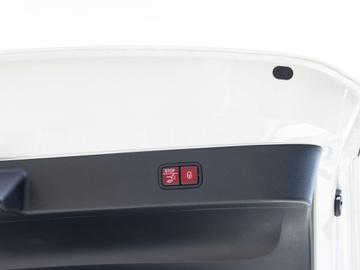 2021 Mercedes-BENZ EQS 照片 9