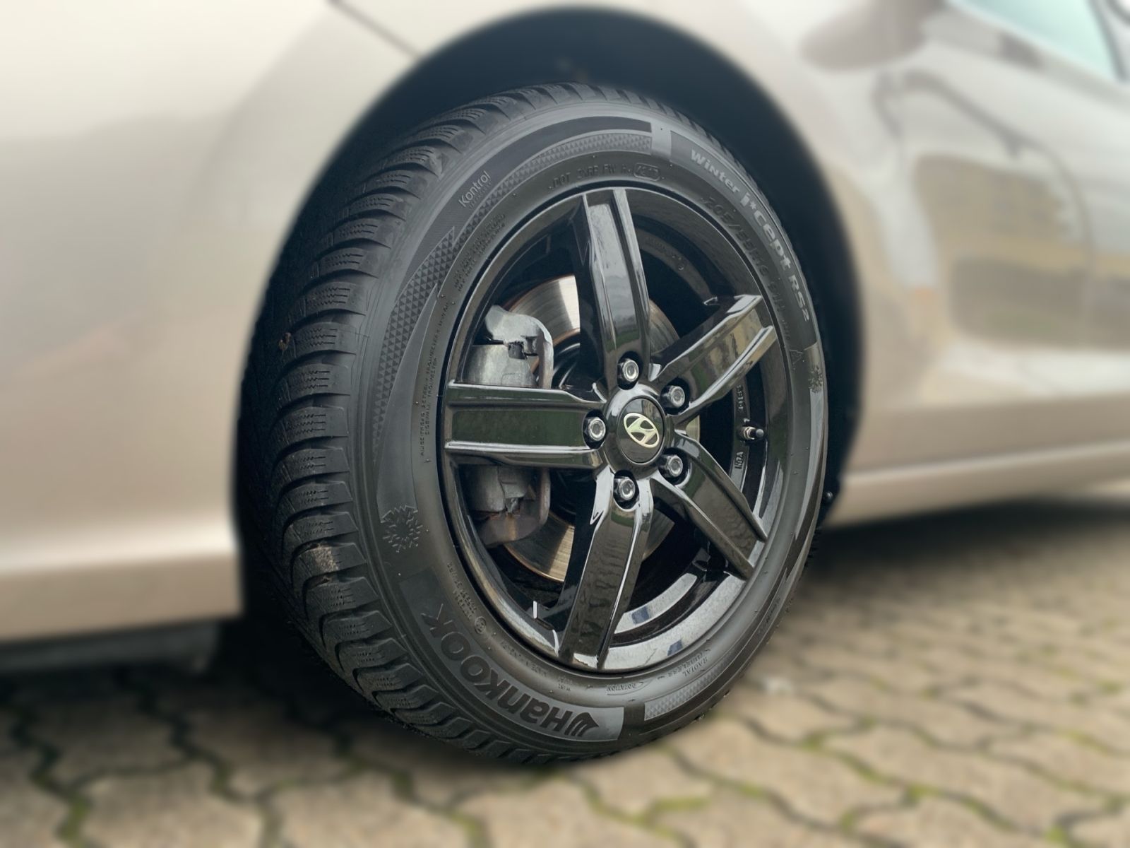 Fahrzeugabbildung Hyundai i30 Fastback 1.4 T-GDI Premium Navi Pan.Dach