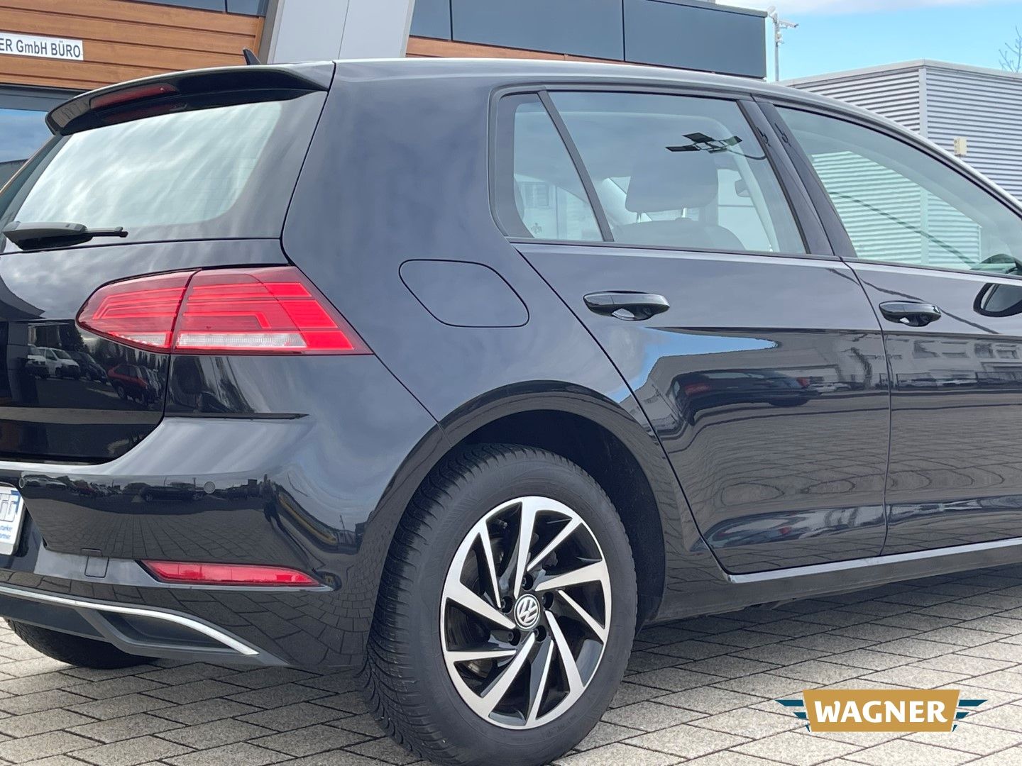 Fahrzeugabbildung Volkswagen Golf VII Comfortline BMT Start-Stopp