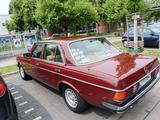 Mercedes-Benz E 230 - Mercedes-Benz Gebrauchtwagen von 1984