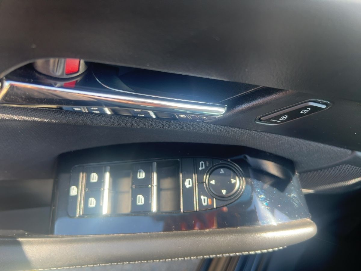 Fahrzeugabbildung Mazda CX-30 2.0 Skyactiv-G M Hybrid 150 AWD MatrixLED