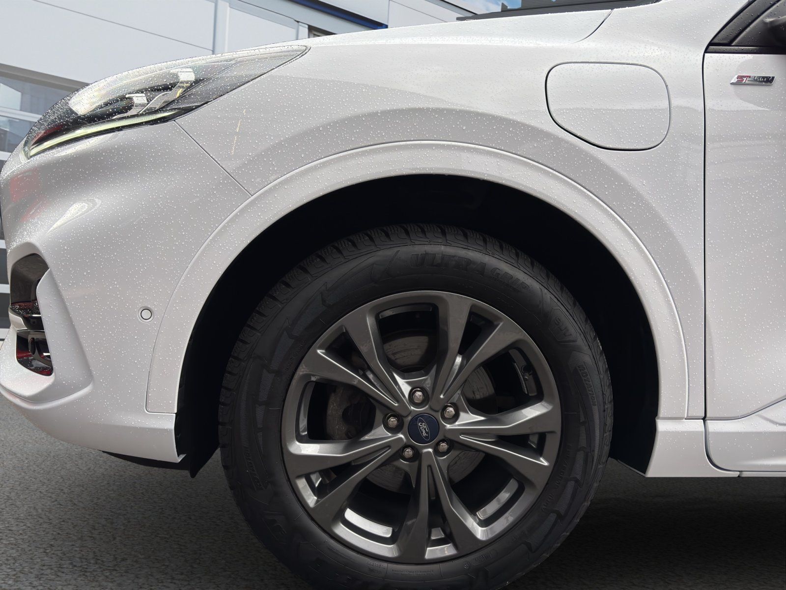 Fahrzeugabbildung Ford Kuga 2.5 PHEV Plug-In Hybrid ST-Line X