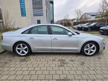 Audi A8 - 9
