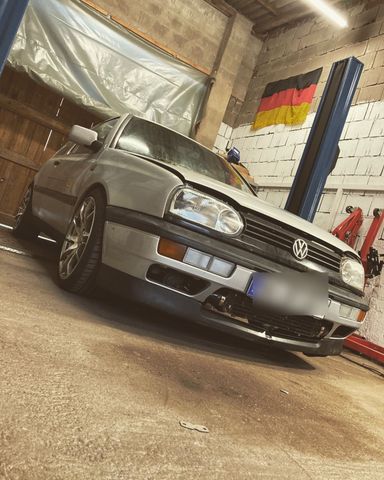 Volkswagen Golf 3 VR6 Turbo