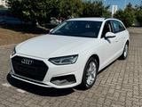 Audi A4 Avant 30 TDI basis Automatik Facelift PDC v+h - Audi A4: Facelift