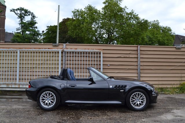 BMW Z3 Roadster 2.2i*1.HAND*M SPORTSITZE*LEDER*SHZ*