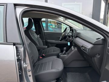 Dacia Sandero Expression TCe 90 CVT