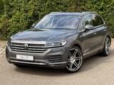 Volkswagen Touareg TDI°R-Line°IQ-Drive°Matrix°Virtual°22" - Volkswagen Touareg mit Diesel-Antrieb: Vollleder, mit Apple Carplay