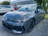 Volkswagen Golf VIII R-Line 1.5 eTSI+DSG+LEDPlus+ACC+RFK+SI - Autos mit Tageszulassung