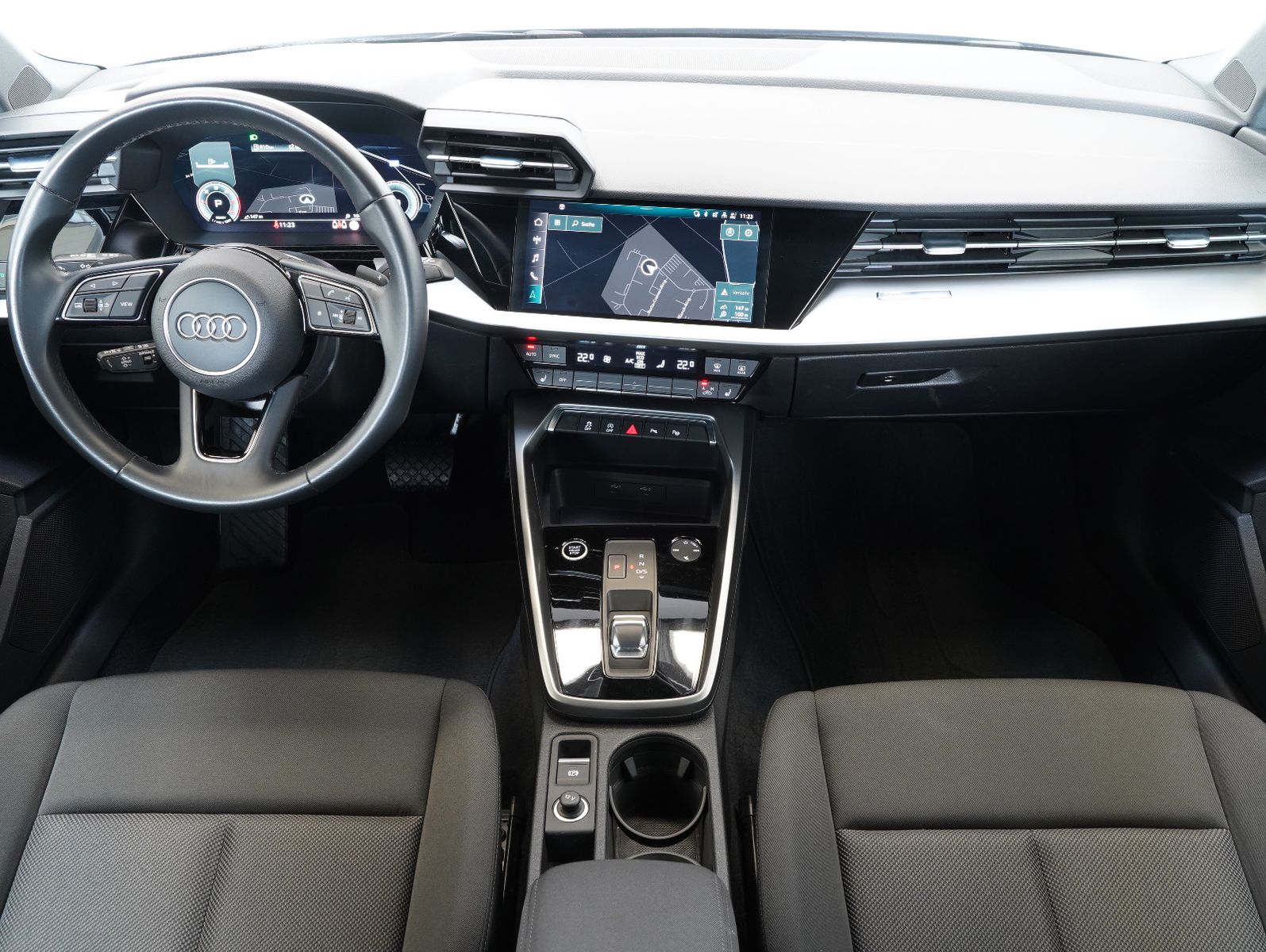 Fahrzeugabbildung Audi A3 Sportback 30 TDI S line LED/MMI/VIRTUAL/CAM