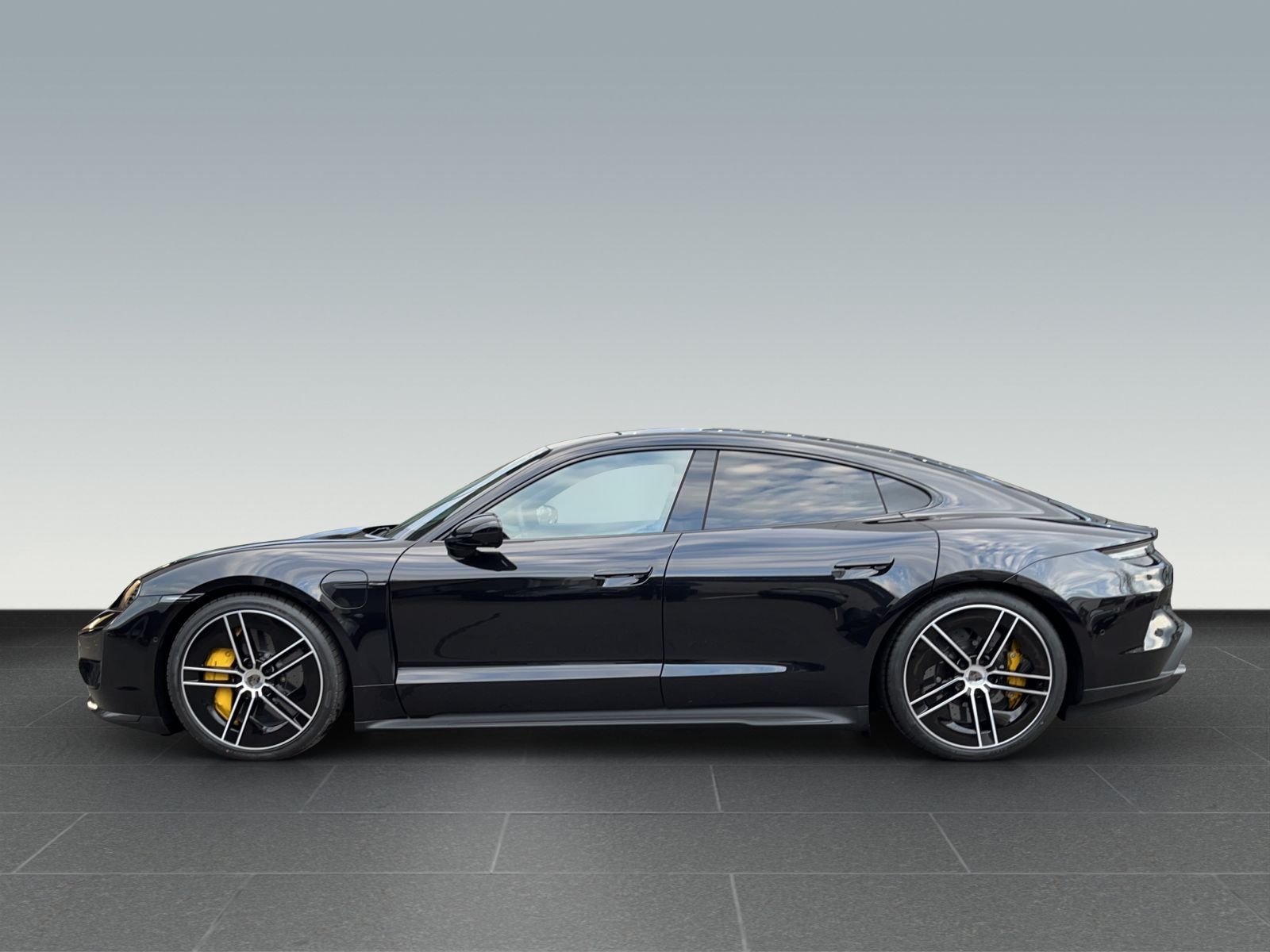 Porsche Taycan - Bild 2