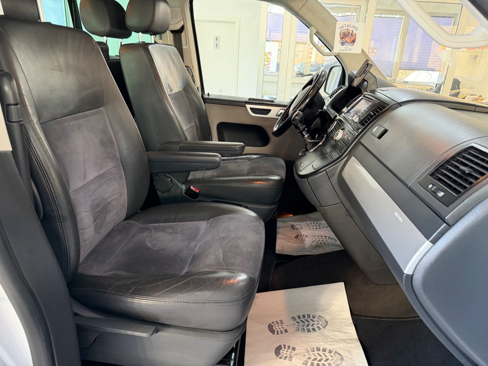Fahrzeugabbildung Volkswagen T5 Multivan United