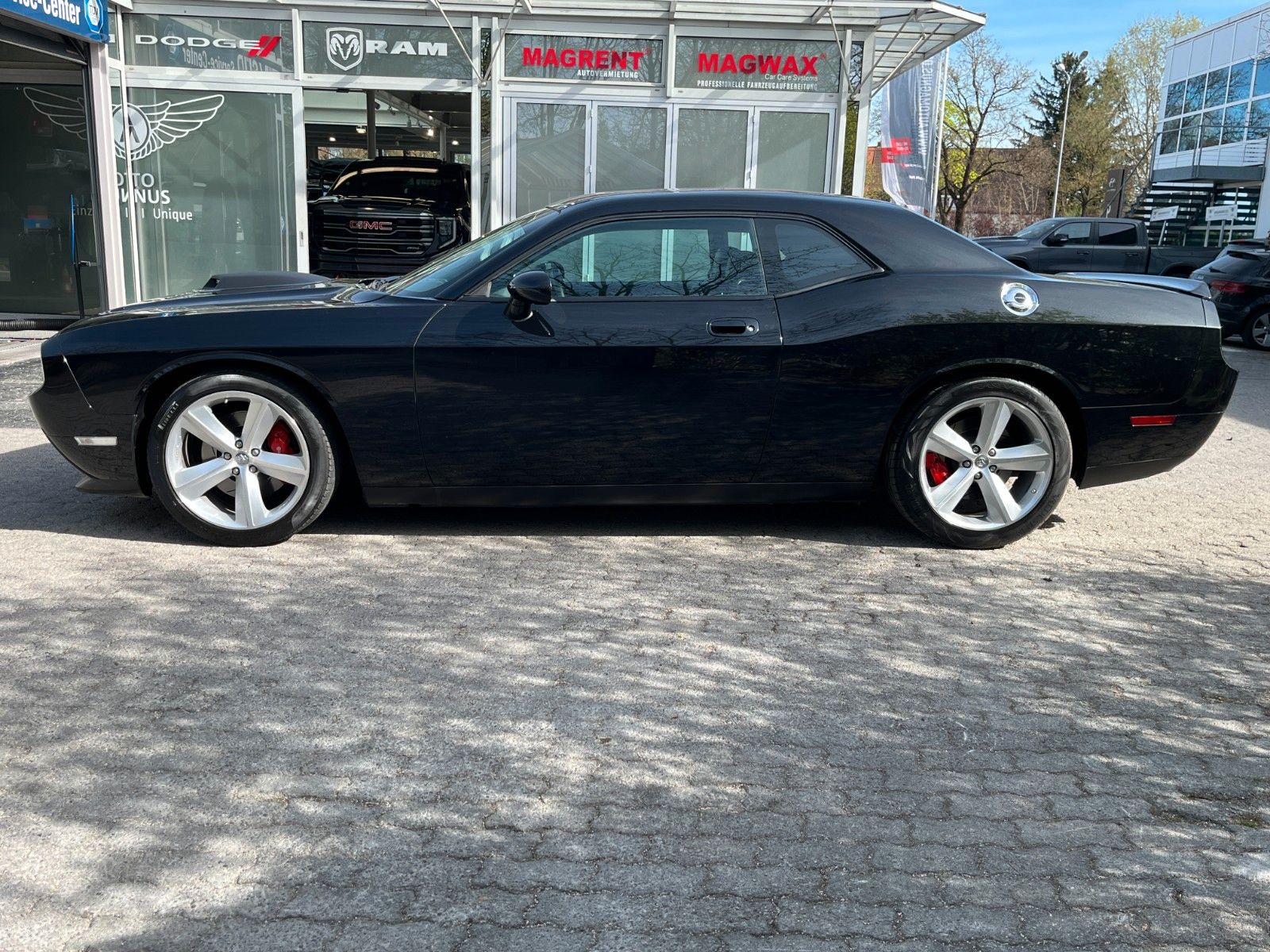 Fahrzeugabbildung Dodge Challenger SRT8 V8 Hemi 6.1