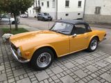 Triumph TR6 in Safran yellow mit Overdrive - Triumph: Overdrive