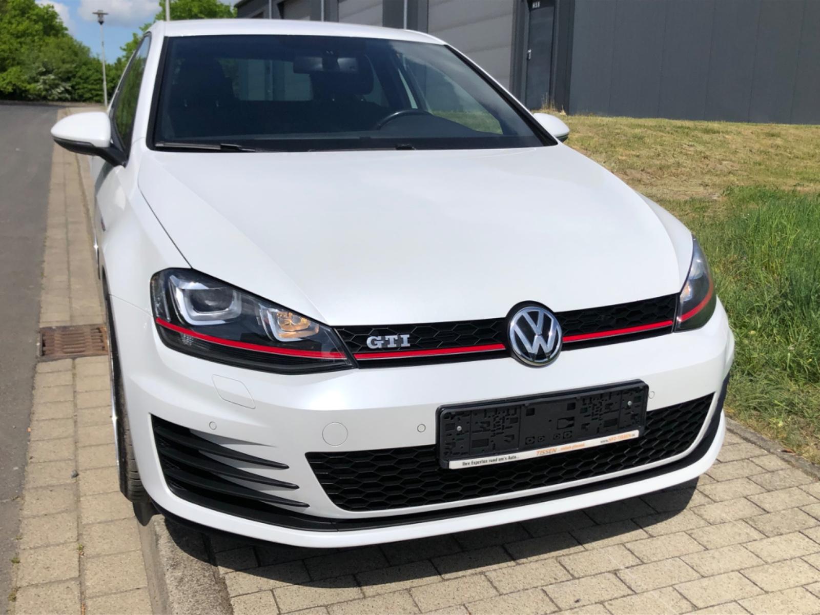 Volkswagen Golf VII Lim. GTI BMT Scheckheft+19"Zoll+Navi
