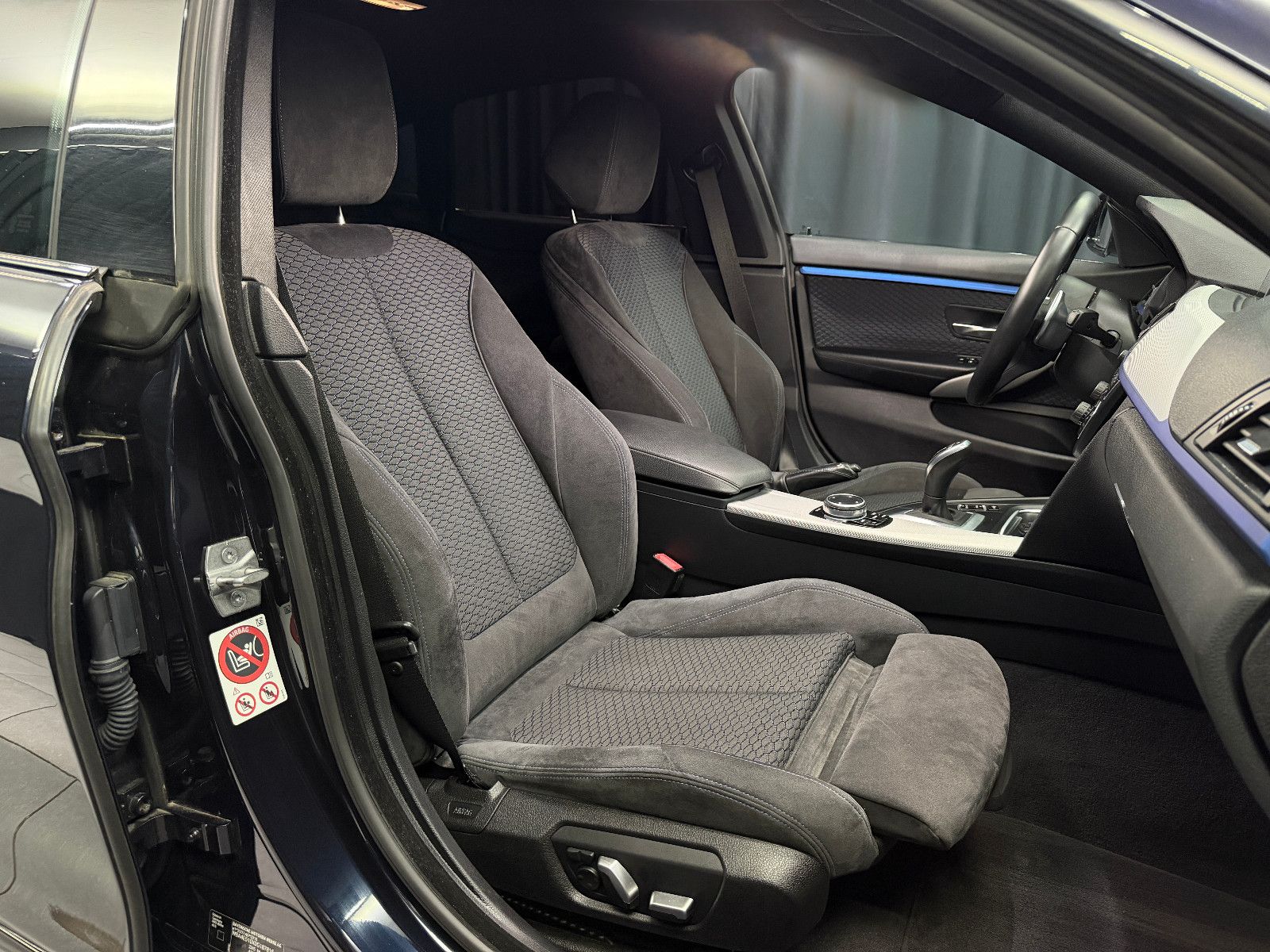 Fahrzeugabbildung BMW 440i Gran Coupe xDrive M Sport |HuD|NAVI|DE-FZG