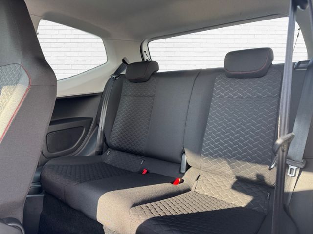 Fahrzeugabbildung Volkswagen up! move 1.0 60 PS 5-Gang