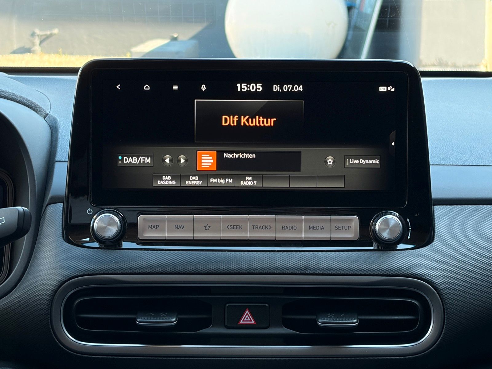 Fahrzeugabbildung Hyundai KONA E Edition 30+ Wärmepumpe ACC Krell CarPlay