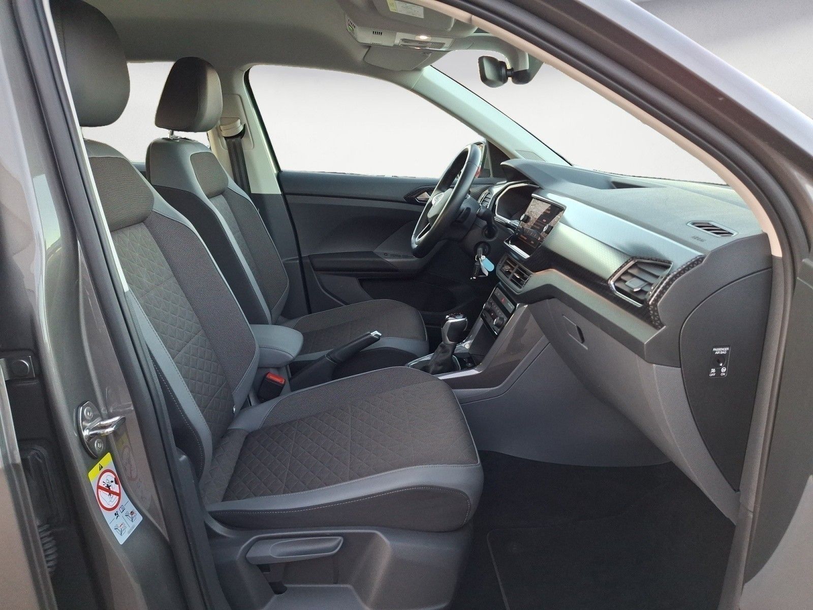 Volkswagen T-Cross - Bild 8