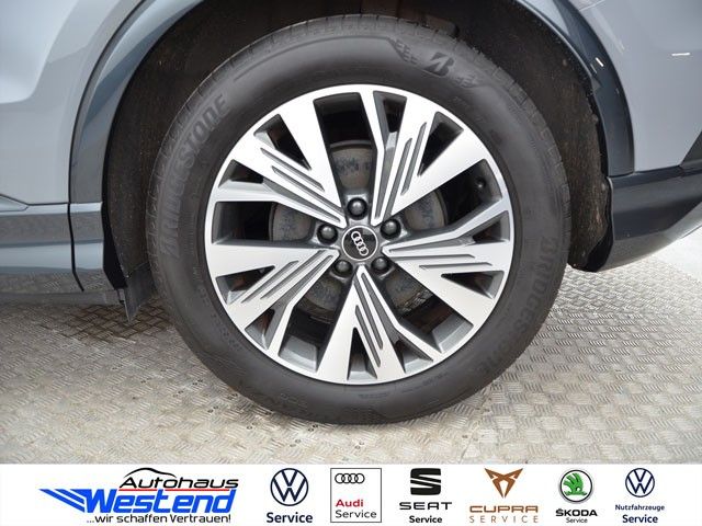 Fahrzeugabbildung Audi Q4 e-tron 40 150kW advanced Matrix Pano Navi