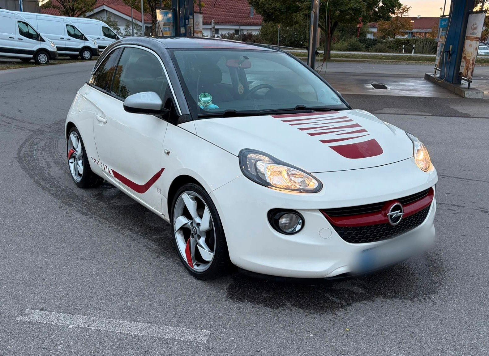 Opel Adam